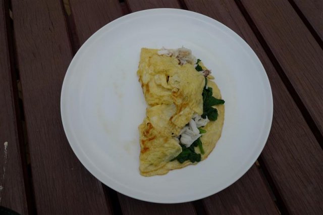 Blue Manna crab and spinach omlette